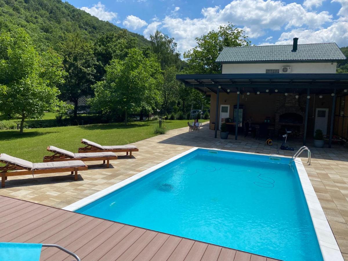 Soko Holiday Home بيهاتش المظهر الخارجي الصورة